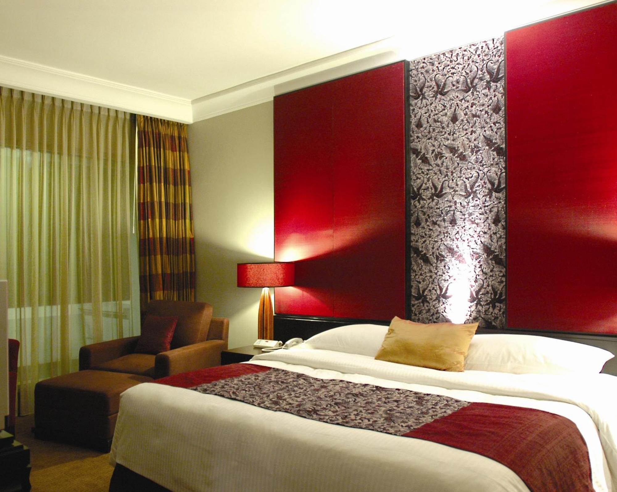 Surya Hotel & Cottages Prigen Exterior foto